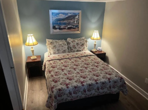 Claddagh Motel & Suites