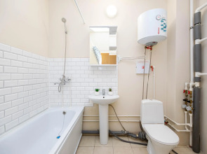 Cosmos (Космос) на улице Революции 48А