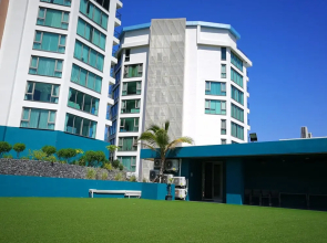 Luxury Sea View 1Bedroom Apartment