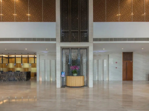 New Century Manju Shanghai Pudong Airport