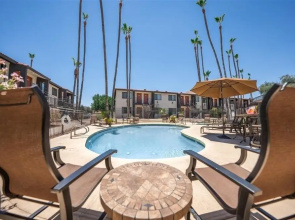 215 Fully Furnished 1BR Suite-Outdoor Pool! by RedAwning