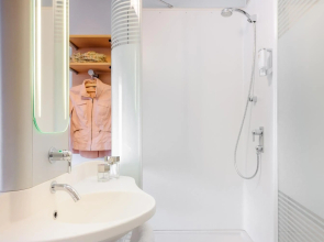 Carlton City Hotel Singapore