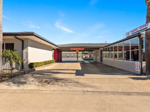 Comfort Inn Moree (formerly Econo Lodge Moree)
