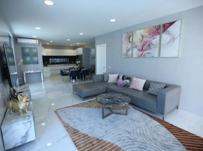 Private Pool Villa in Central Pattaya - Palmc11 & Palmc12