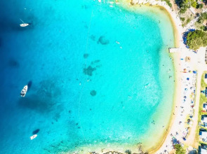 Seafront Apartment Nana 1