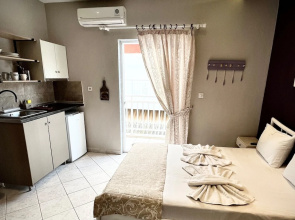 Room in Studio - Room for 2 People in Limenaria, Only Five Minutes Away From Center