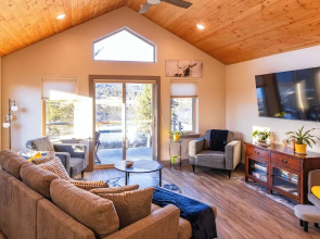 Lakeshore Suites