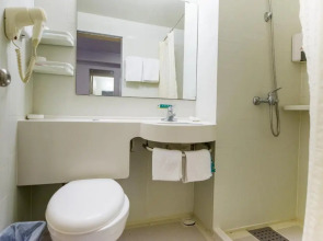 Jinjiang Inn Shanghai Changzhong Road Branch