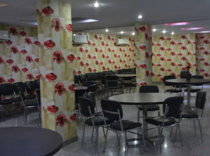 OYO 464 Hotel Lotus Palace