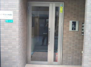 Gottsu ShinOsaka Apartment