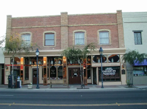 GasLight Inn