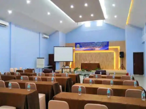 Grand Mahoni Hotel