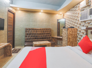 OYO 75675 Comfort Stay Inn