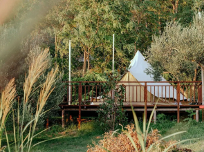 Ljubac Glamping Belltent Robinson