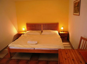 Comfortable Apartment With Private Terrace, Near Lipnolake Beach