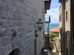 Romantic Studio Flat Near Seashore in Ulcinj
