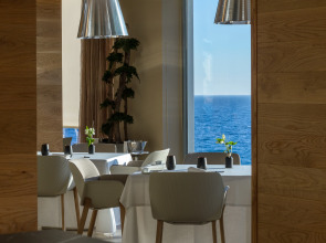 Gran Hotel Sol y Mar 