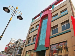 OYO Flagship 121 Hotel Sahu