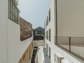 Courtyard Oporto Design Apartment C With Terrace