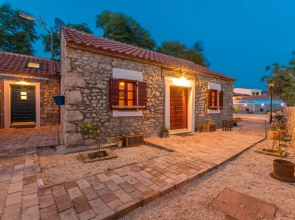 Amazing Home in Sukosan With 3 Bedrooms, Private Swimming Pool and Outdoor Swimming Pool