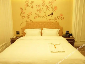 Zhaoshang Center Hotel