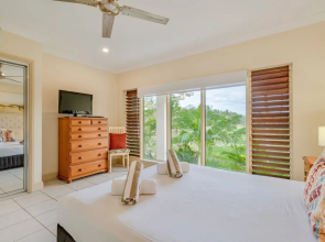Paradise Links Port Douglas Luxury Villa