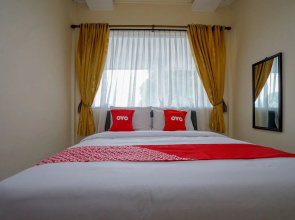 Hotel Tri Mustika by Oyo Rooms