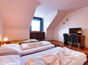Hotel Stara Skola