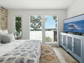 Hot Tub, Main Channel Views, Great Outdoor Spaces, Blackstone