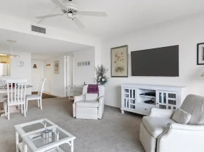 Anchorage Resort 6th Floor 2 Bedroom Condo on Siesta Key 0889