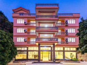 Floral Hotel·Nanao Rongyi Courtyard Hotel(花筑·南澳榕驿小院民宿)