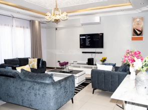 London Flat- Lapaz Apartments