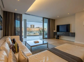 Executive Yacht View One Bedroom Marina Apartment - 309