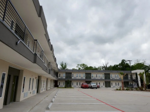 Crystal Inn