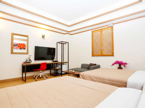 Hound Hotel Incheon Airport