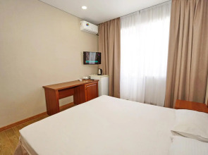 Отель на море Парус