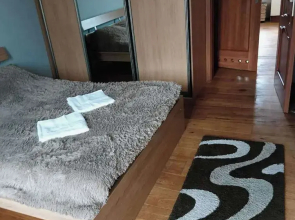 Rumia - Apartment - Sleeps 8 - Parking - Seaside