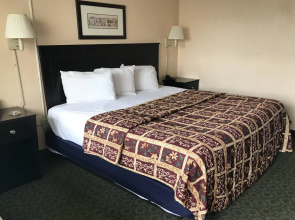 Red Carpet Inn & Suites