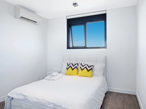 Roomerang at Panorama Apartments 9