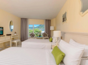 Andaman Embrace Patong