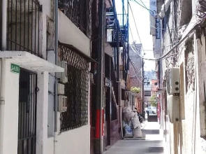 Chulis House Hostel
