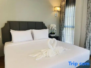 Nattapong grand hotel