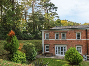 Lebrel Lodge, Seaview