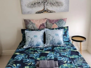 Apartment 13 Santana Pebbles, 164 South Beach Road, La Mercy