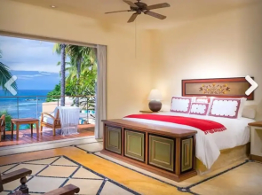 Exciting six Bedroom Oceanfront 75 Long Pool Villa