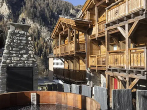 Luxe Apartment Near ski Lift