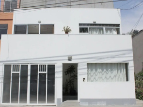 Monterrico Suites Hotel