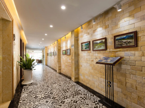 Liberty Hall Tam Coc Hotel & Villa