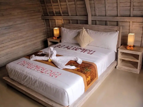 KJ Klumpu Wooden Style Guest House at Canggu