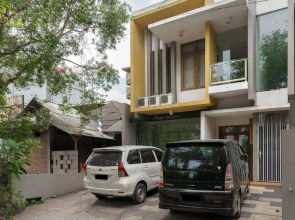 Aimer Guest House Syariah Redpartner(Former Aimer Guest House Syariah)